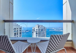 First Class Apartments in Heart of JBR, Steps to the Beach - 121 Living